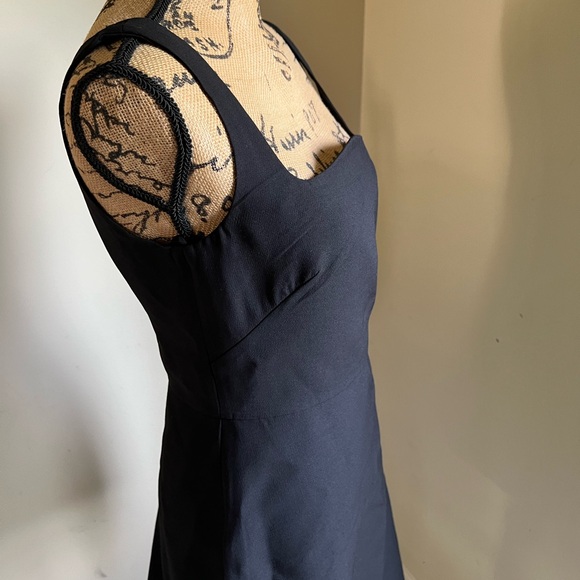 🖤SOLD🖤 Valentino Garavani Crepe Couture Fit & Flare Dress NERO, Size 6 US - Picture 8 of 16